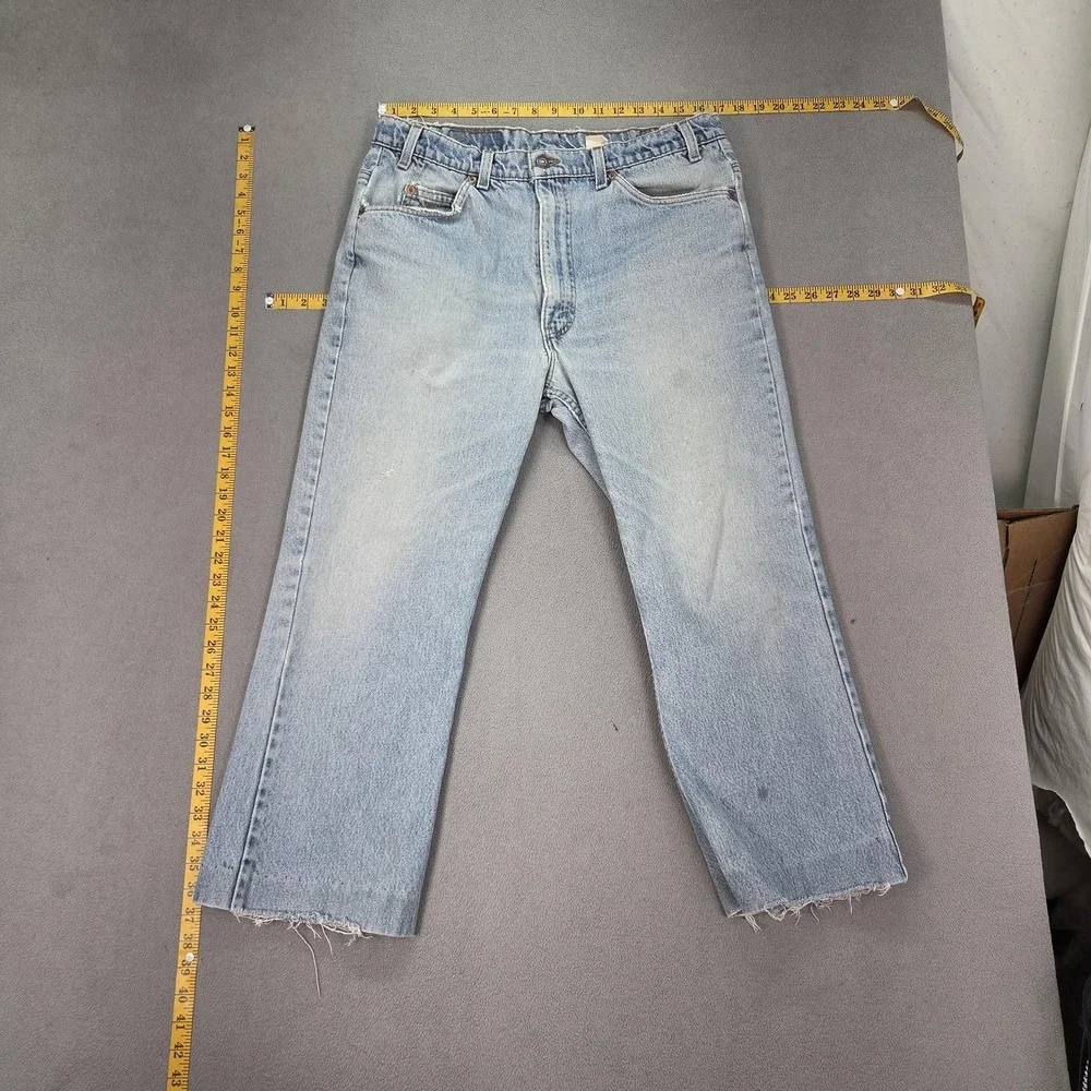 Vintage Levis Jeans‎ Mens Light Wash Blue Cropped Zip Fly USA Stains Fits 34x25